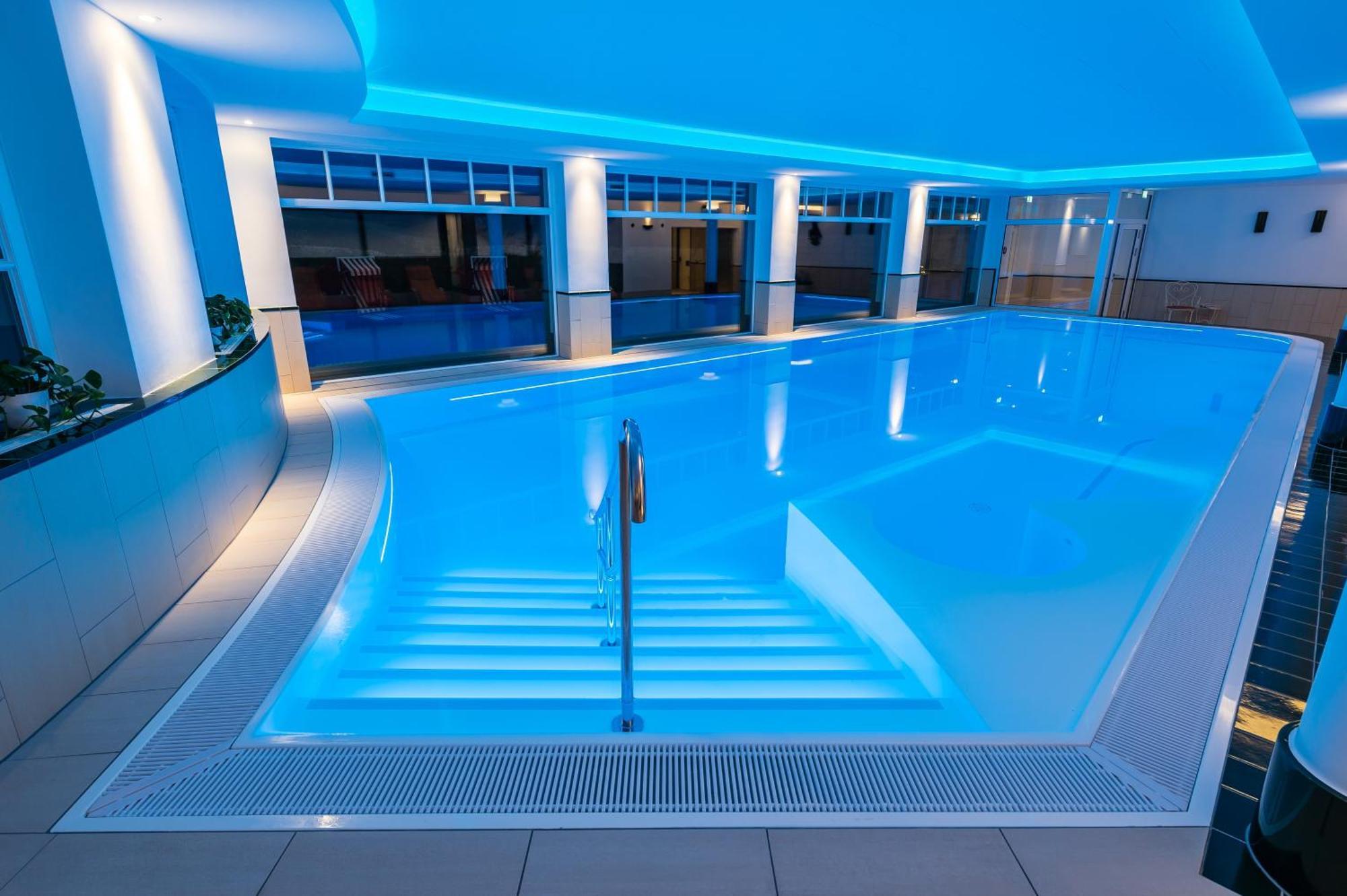 Romantik Hotel Fischerwiege Ahrenshoop Kültér fotó